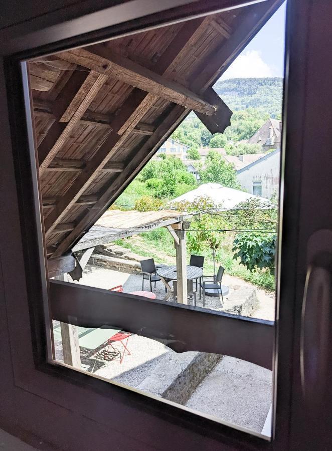 Hotel Les Repaires Nans-sous-Sainte-Anne Exteriér fotografie